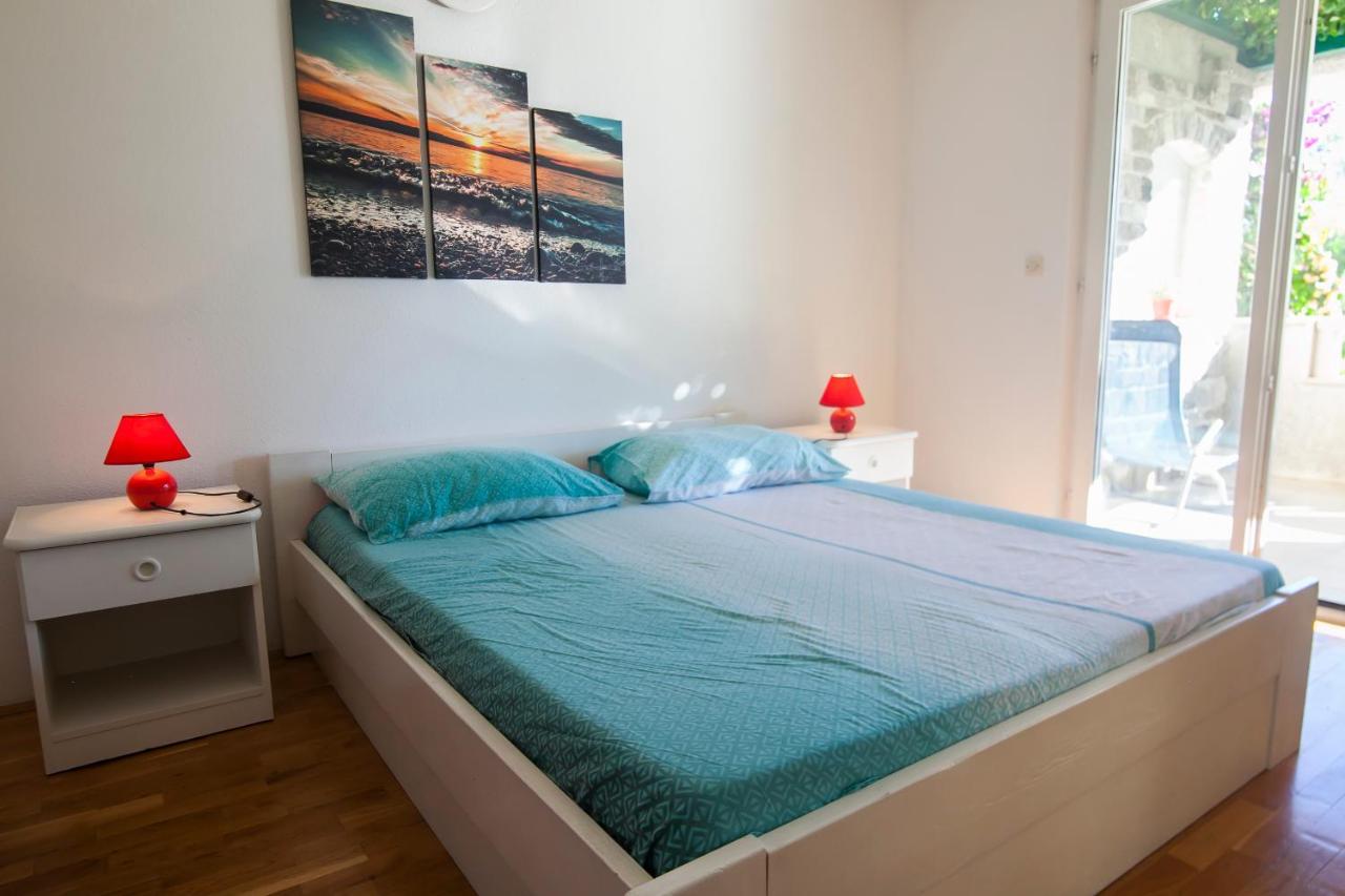 Apartments Radić Bol Zewnętrze zdjęcie