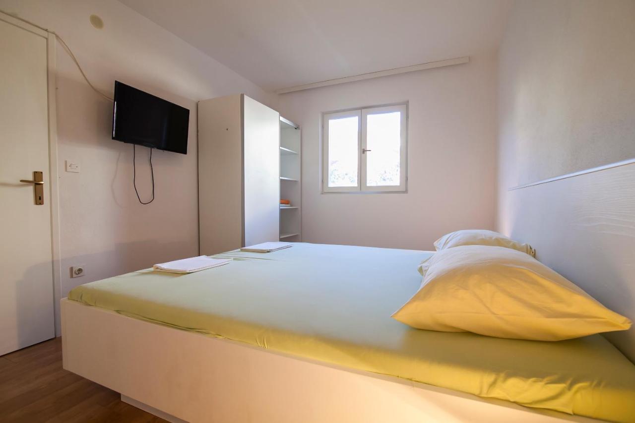 Apartments Radić Bol Zewnętrze zdjęcie
