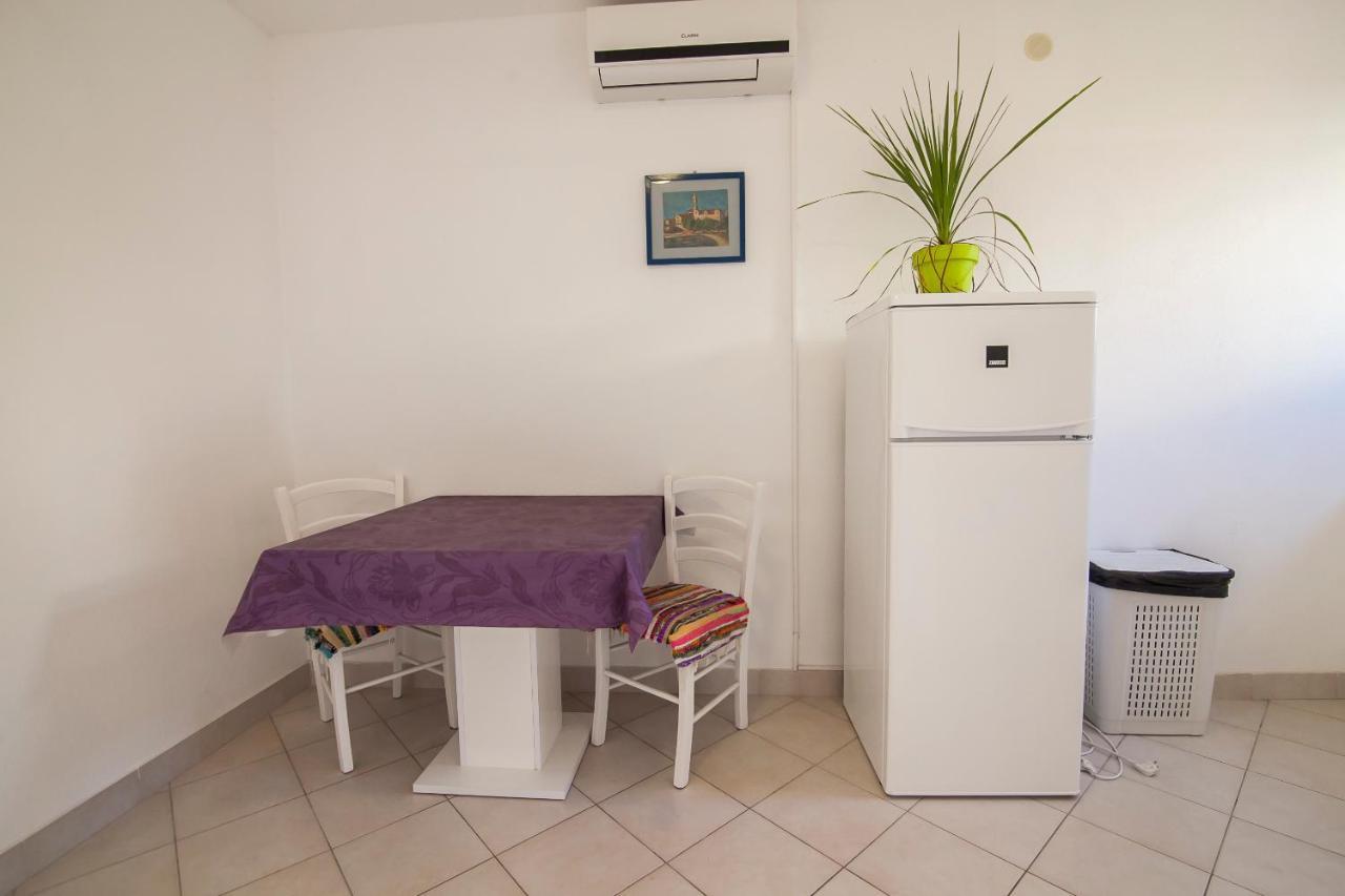 Apartments Radić Bol Zewnętrze zdjęcie