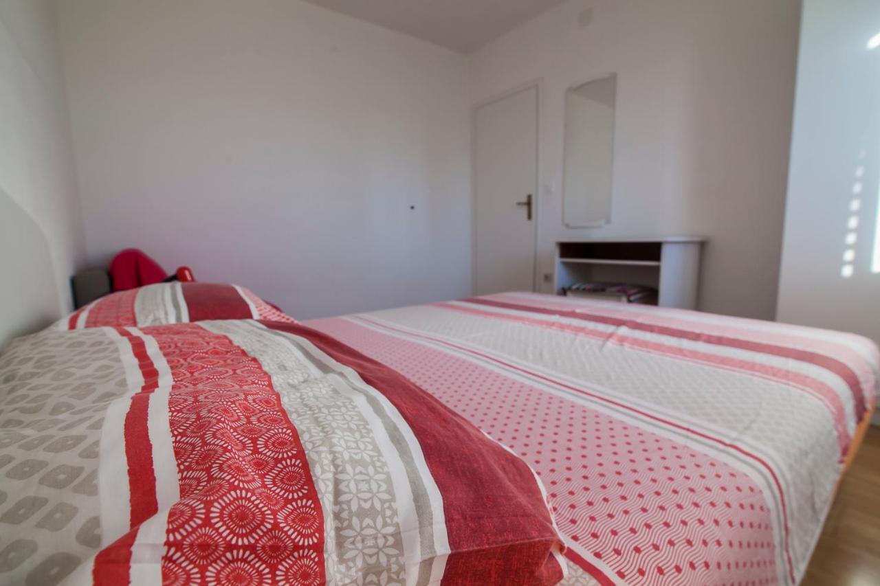 Apartments Radić Bol Zewnętrze zdjęcie