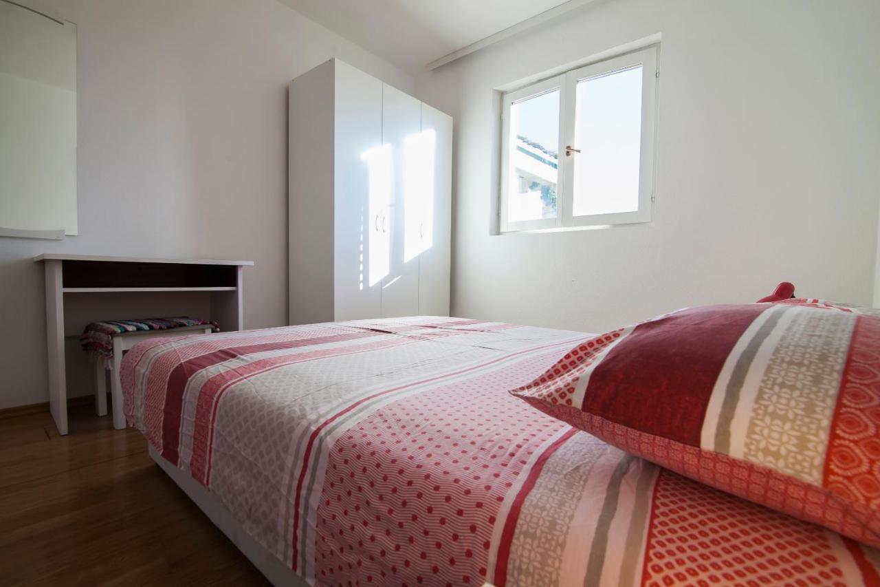 Apartments Radić Bol Zewnętrze zdjęcie