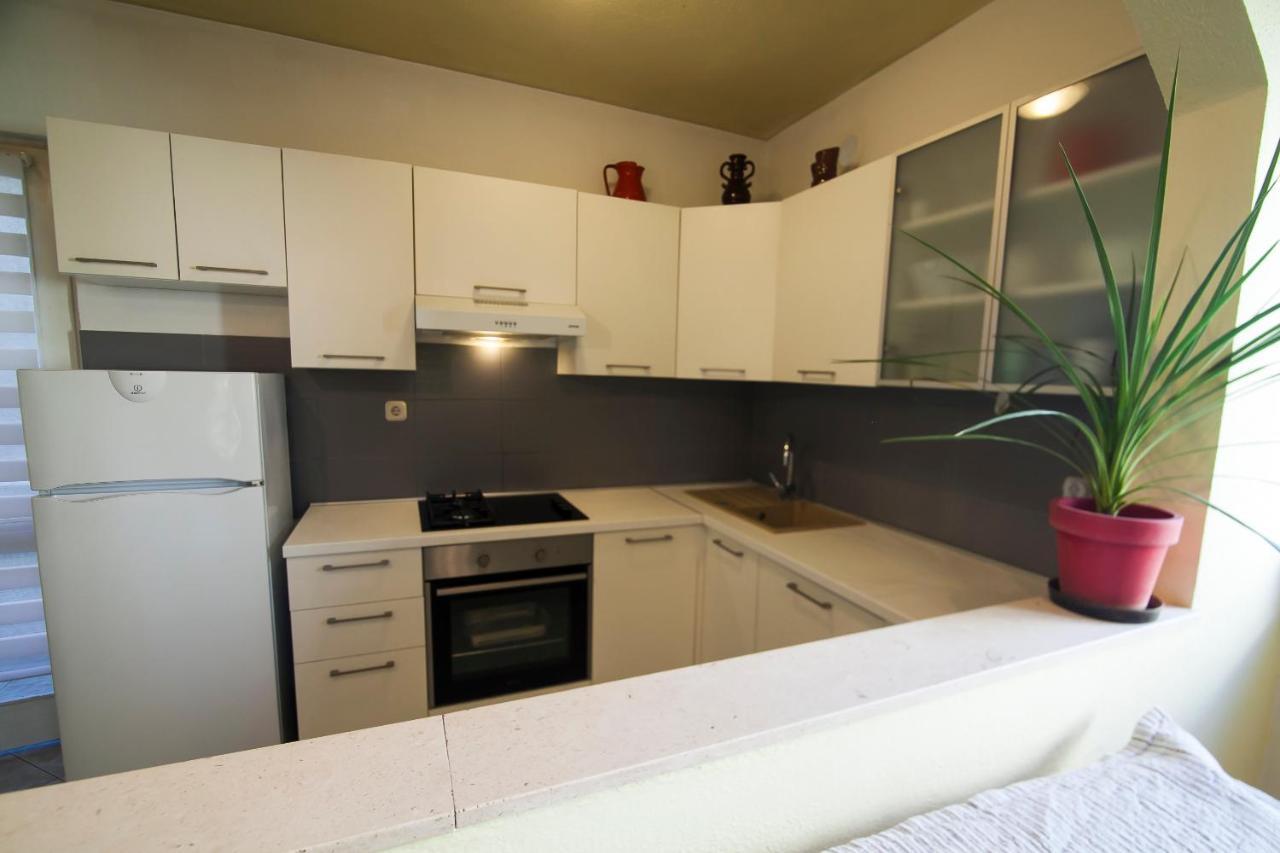 Apartments Radić Bol Zewnętrze zdjęcie