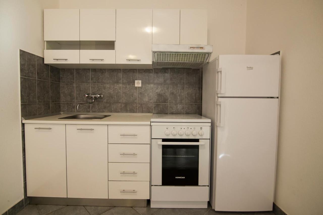 Apartments Radić Bol Zewnętrze zdjęcie